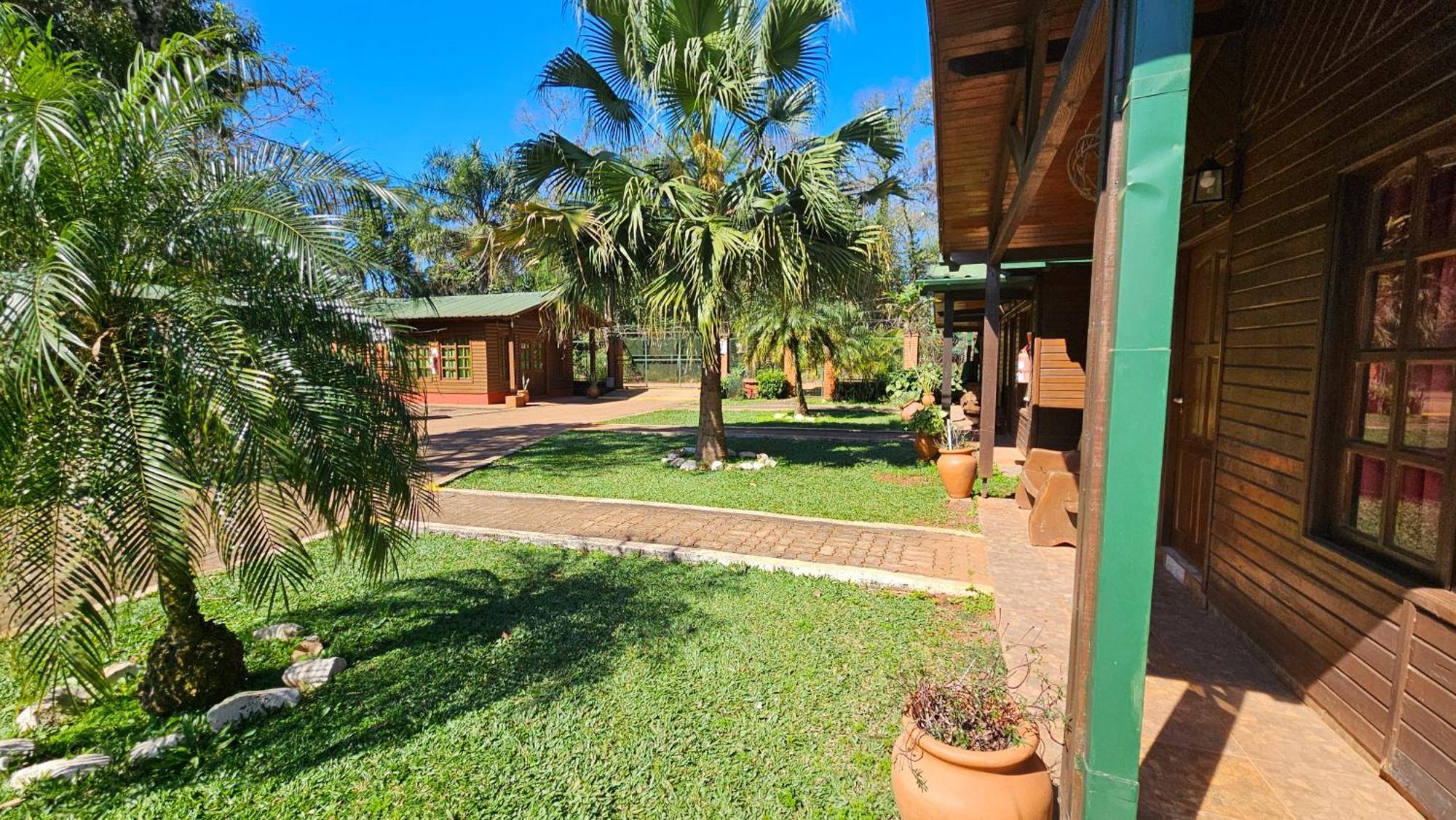 Cabañas Rincon Santa Maria Puerto Iguazú Exterior foto