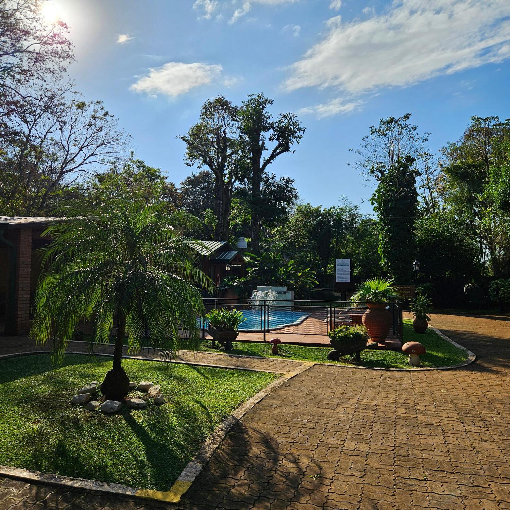 Cabañas Rincon Santa Maria Puerto Iguazú Exterior foto